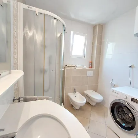 Charmy Petra With Pool Appartamento