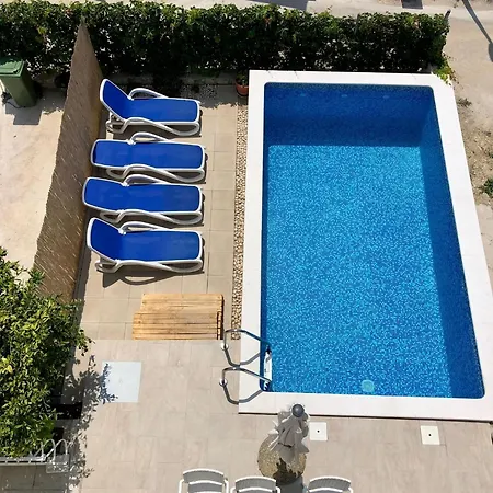 Charmy Petra With Pool