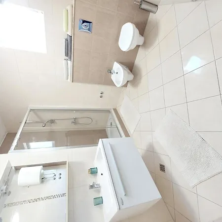 Apartament Charmy Petra With Pool *