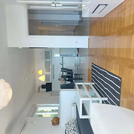Charmy With Pool Apartman Makarska